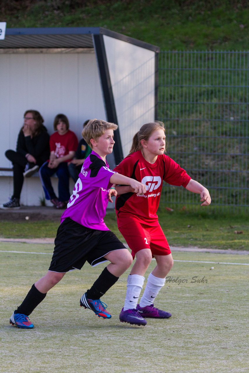 Bild 124 - D-Juniorinnen FSC Kaltenkirchen - SV Wahlstedt : Ergebnis: 3:1